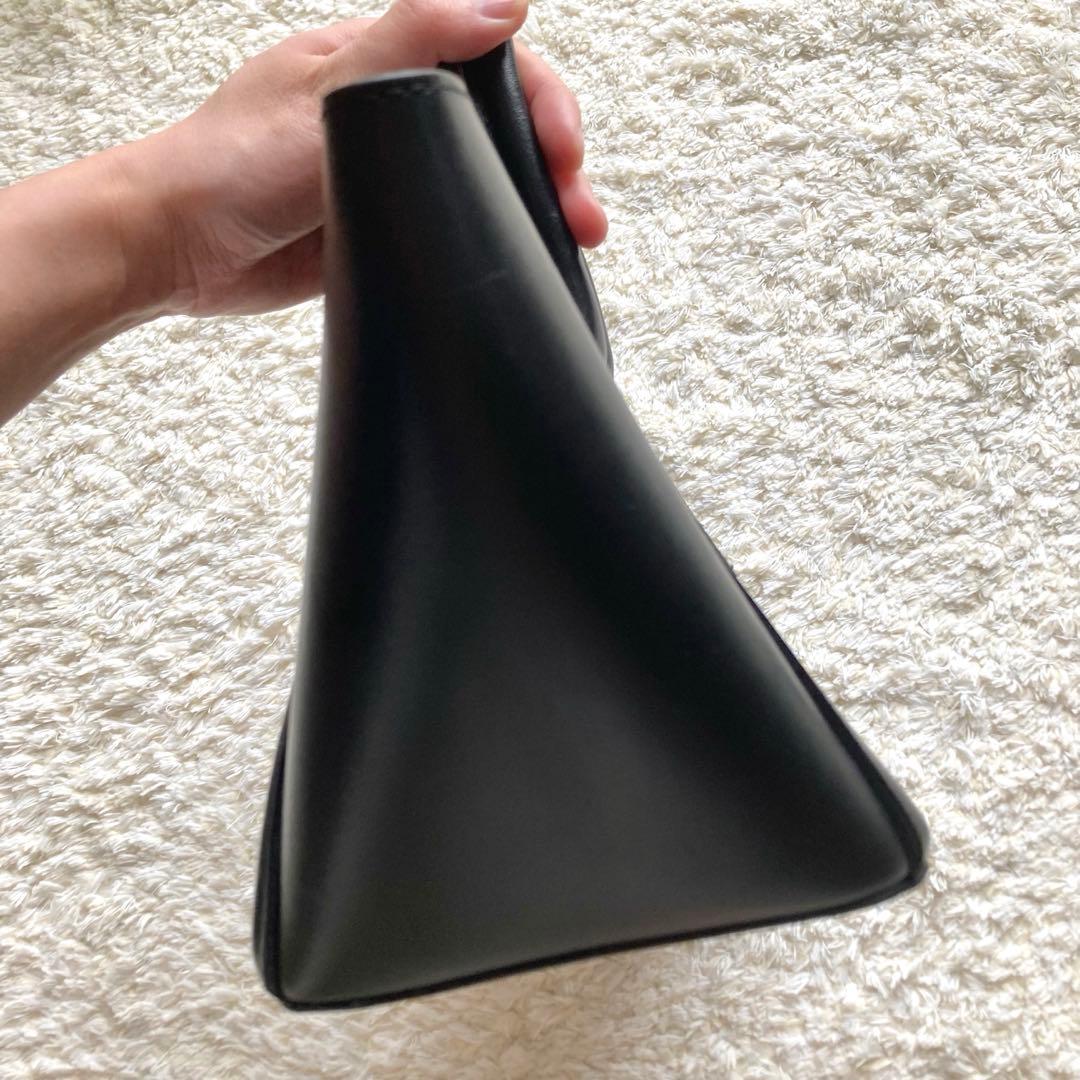 定価42,900円 クリスチャンヴィラ フラップ ハンドバッグ トートバッグ 黒