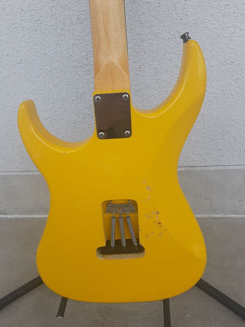 最終値下げレアAXLストラトタイプギター