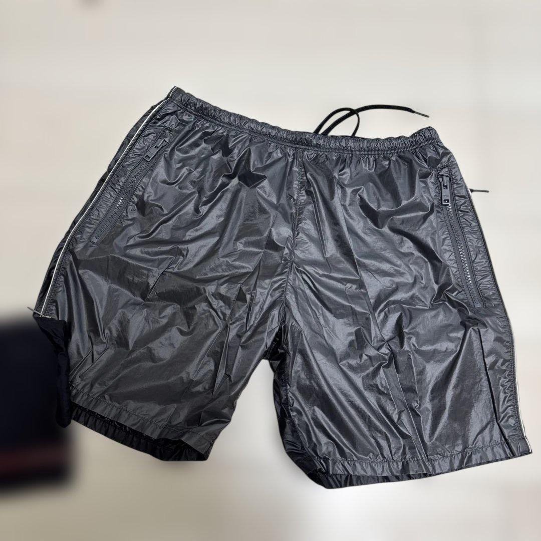 PRADA ブラック水着 ポケット付き