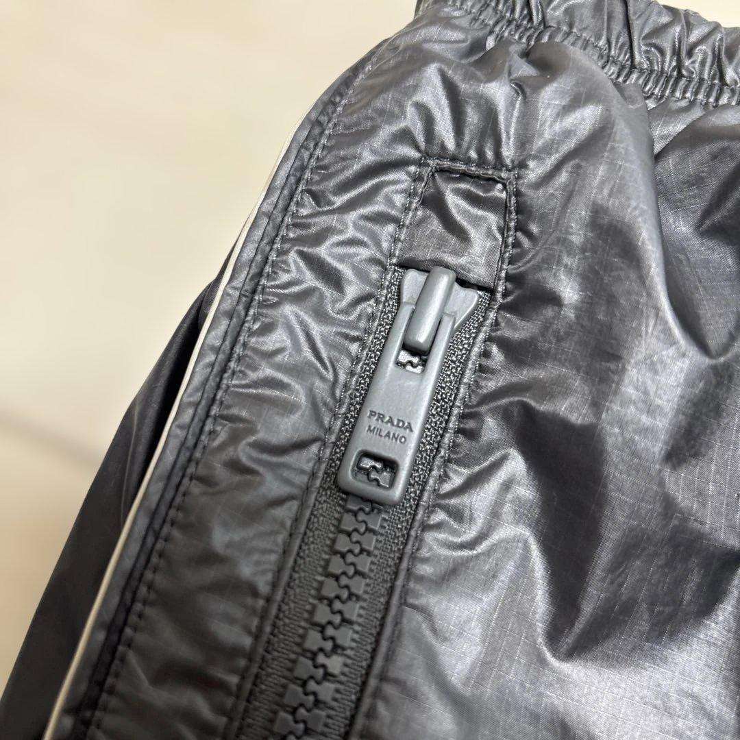 PRADA ブラック水着 ポケット付き