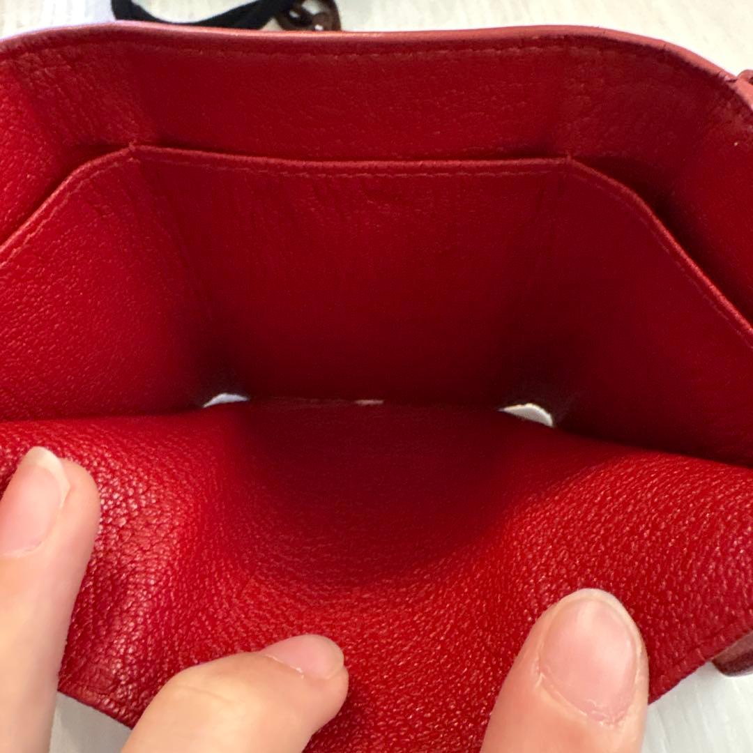 miumiu三つ折財布ブラック