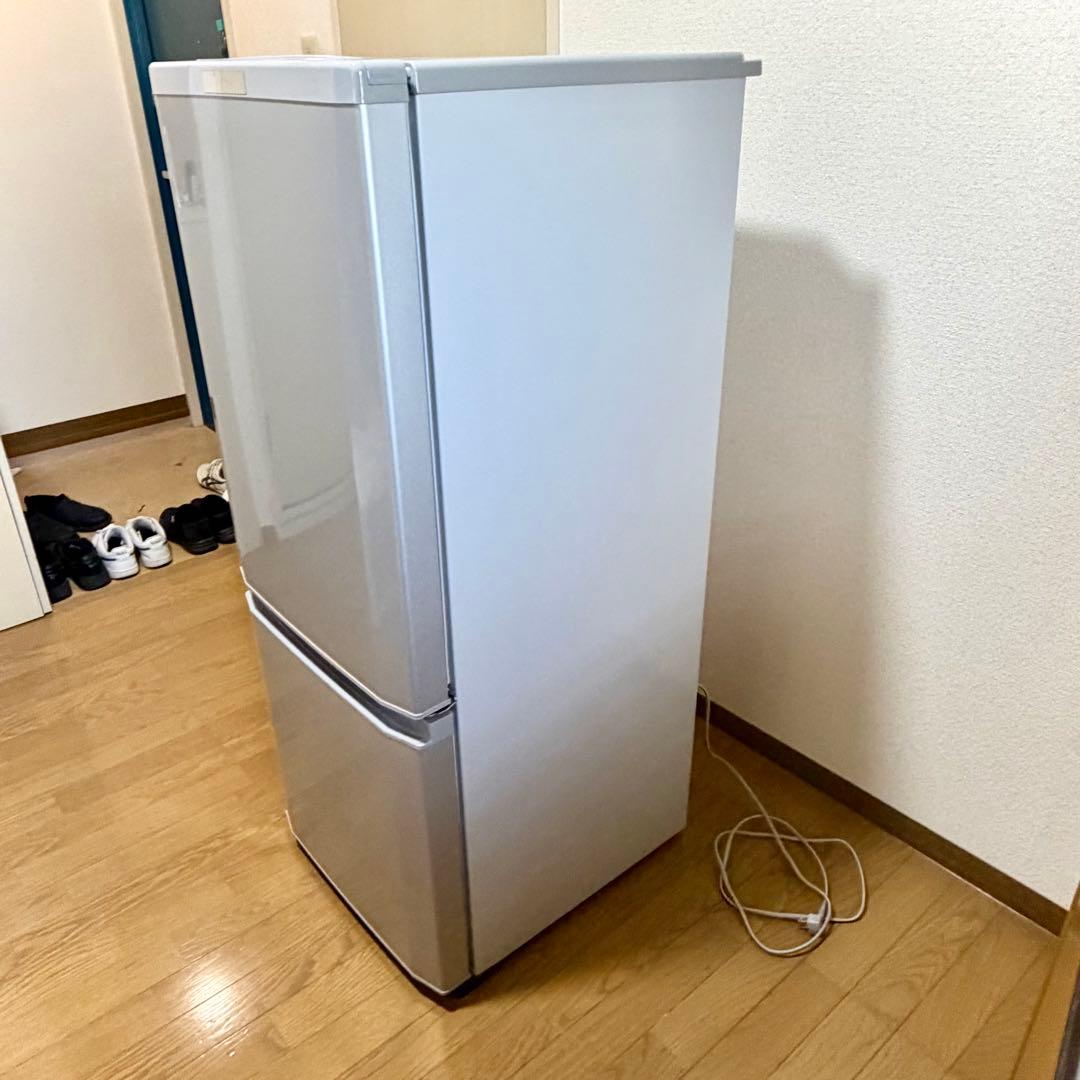 【送料込・美品】三菱冷蔵庫 1人暮らしサイズ 2016年製 MR-P15Z-S