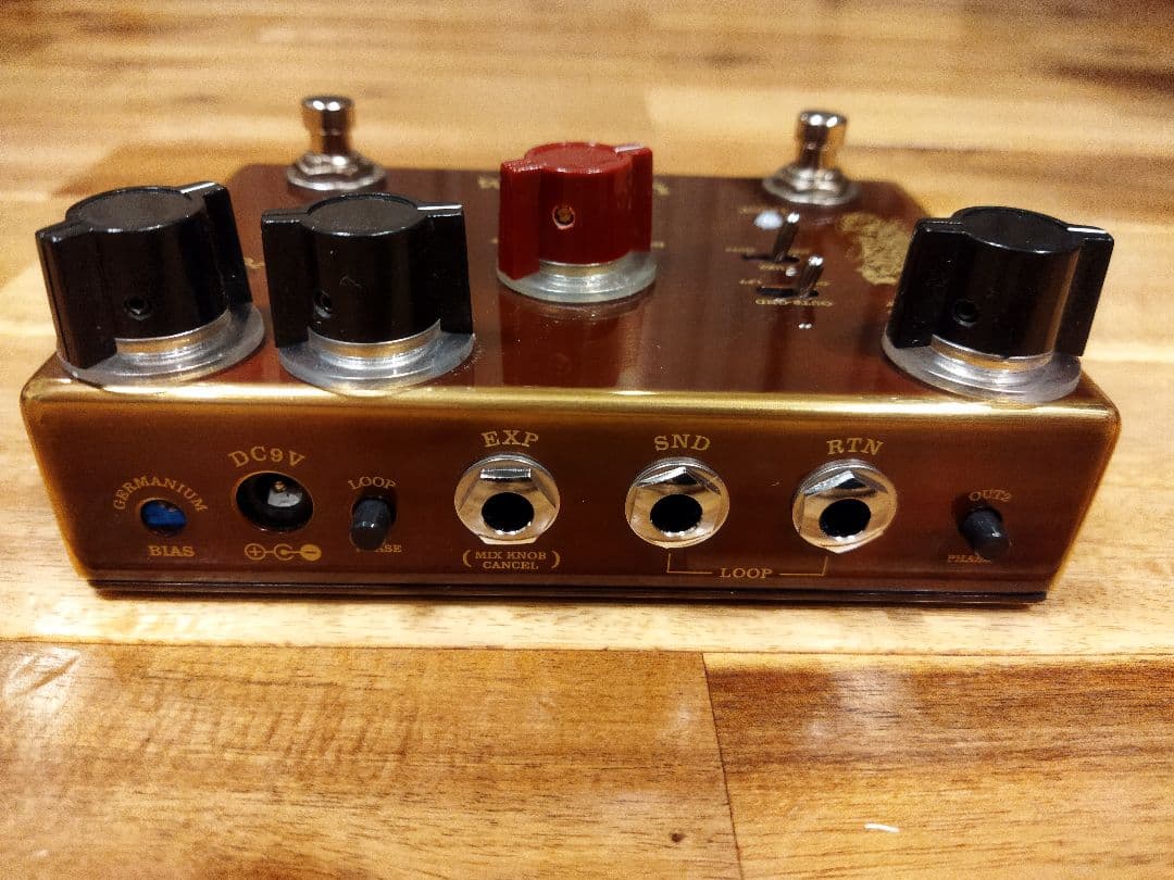 (イオタ)Vemuram Myriad Fuzz　ギターエフェクター