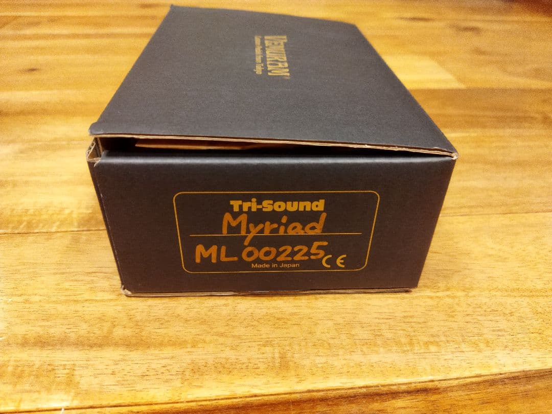 (イオタ)Vemuram Myriad Fuzz　ギターエフェクター