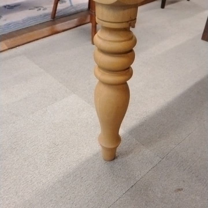 カントリーダイニングテーブル　栗脚 栗棒 ラバーウッド 無垢 展示品特価