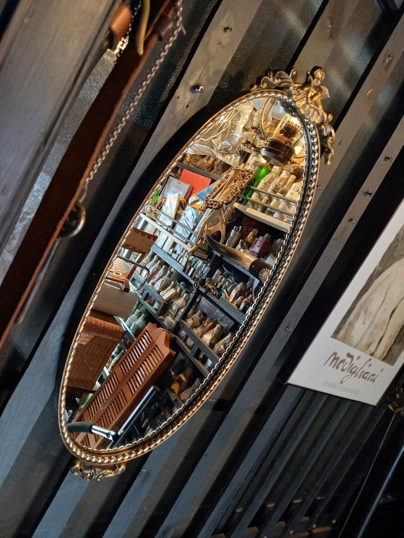 ヴィンテージ　オーバル形　真鍮製　エンジェル　トップ　パール　ビーズ　　ミラー