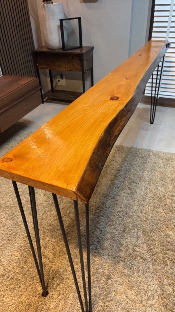 無垢材カウンターテーブルor棚