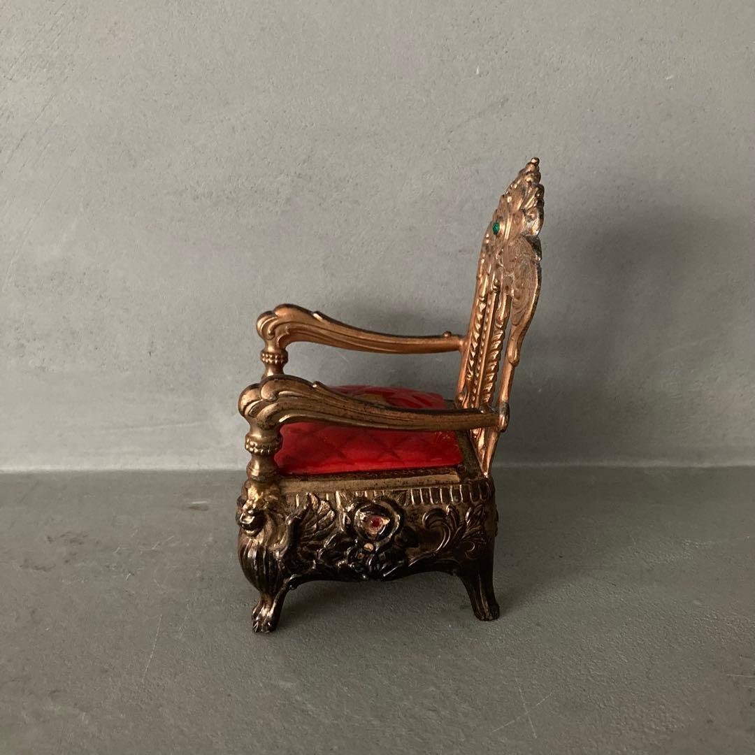 ヴィンテージ ミニチュア 玉座 装飾チェア 灰皿？ アンティーク雑貨