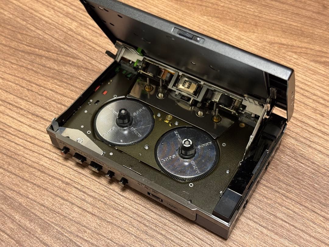 整備済｜SONY WALKMAN 録再機 カセットウォークマン WM-F404