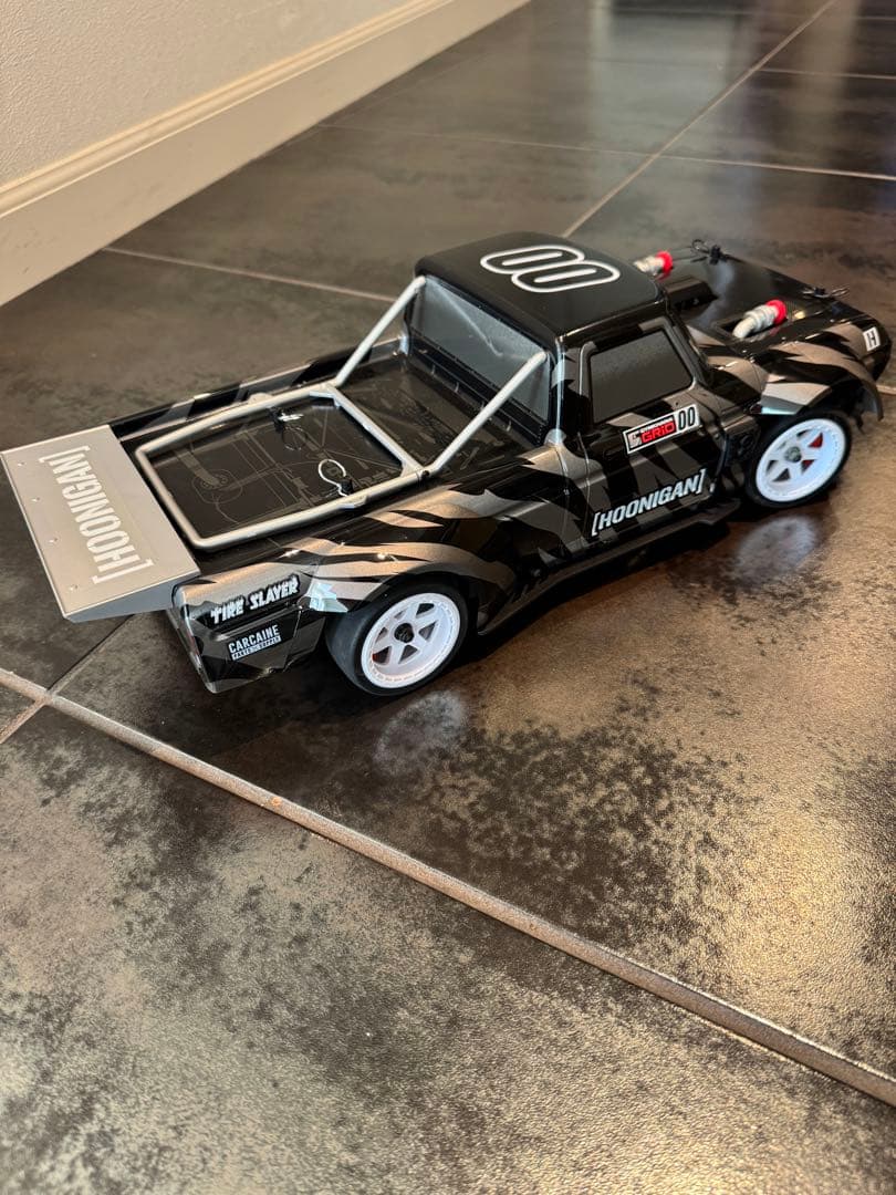 1/10 アソシエイテッド Apex2 Hoonitruck RTR