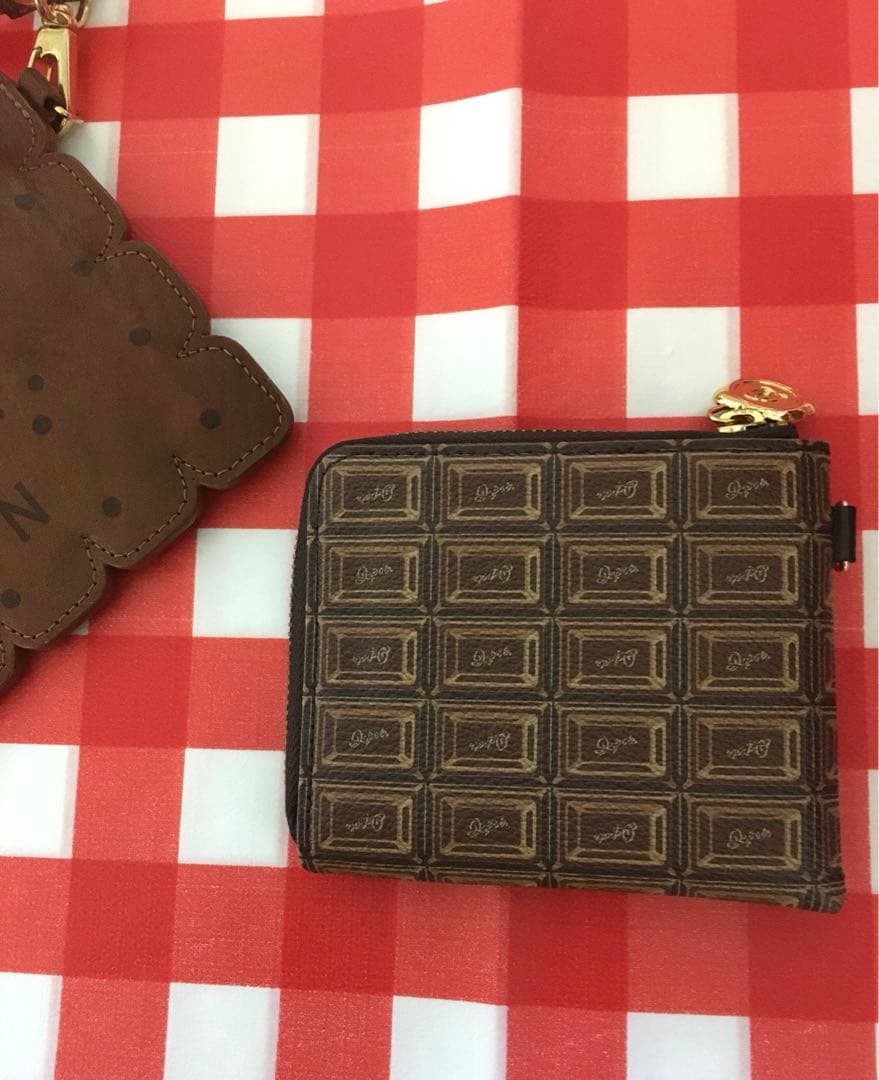 Q-pot チョコレート L字ファスナー コンパクト財布 オマケあり