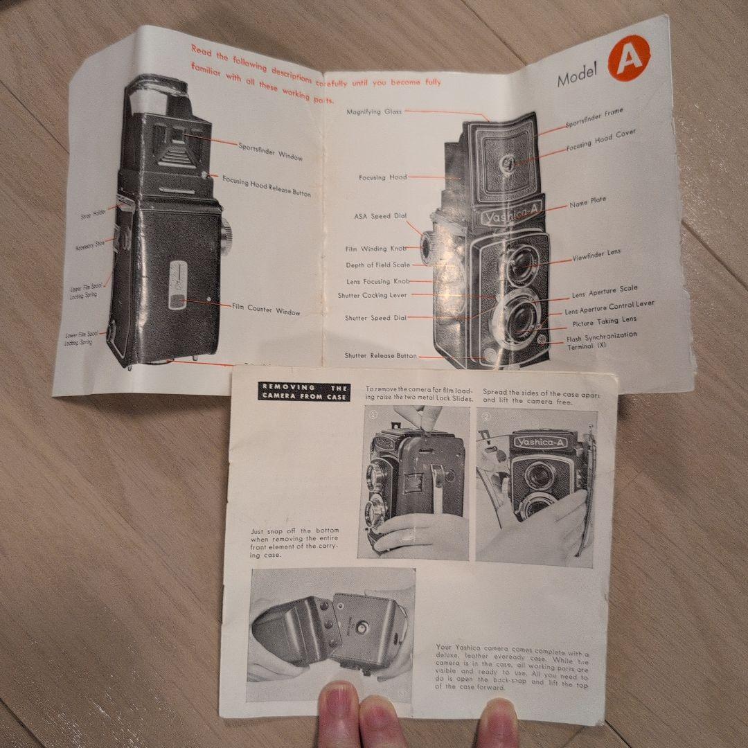 二眼レフカメラ　Yashica-A　ケース付き