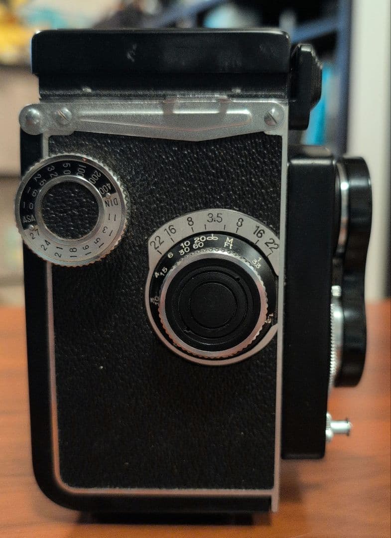 二眼レフカメラ　Yashica-A　ケース付き