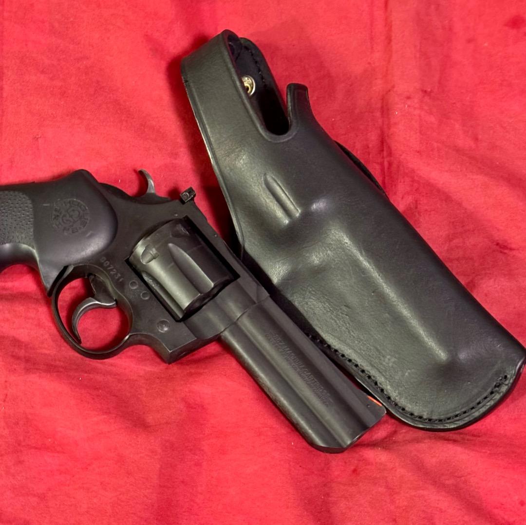 整備済 イーストA 革製 4インチ リボルバー用 ヒップ ホルスター 右利き用