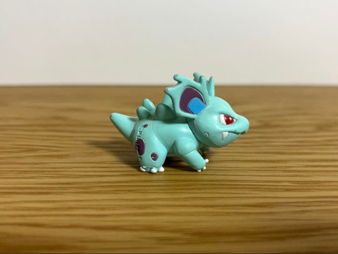 モンコレ　ニドリーナ　ポケモン　フィギュア　激レア　初期