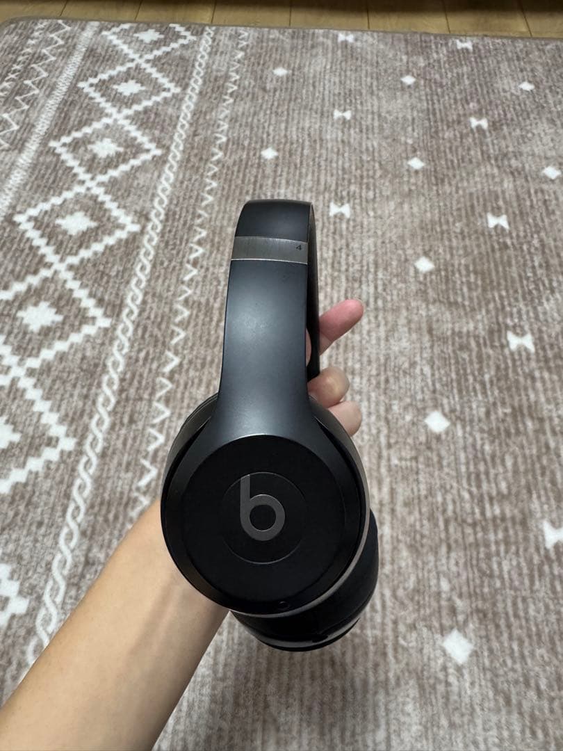 Beats solo4 ワイヤレスヘッドホン ブラック ケース付き