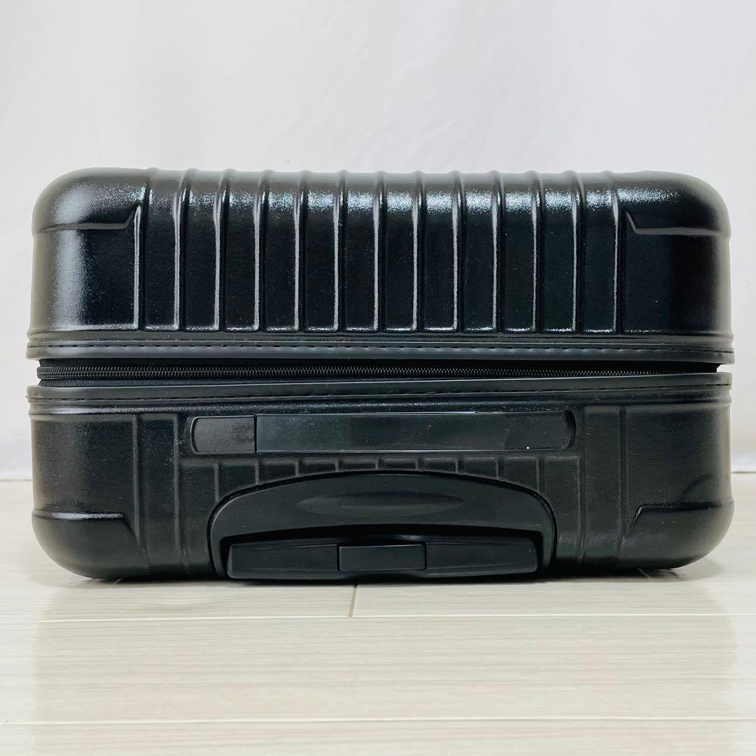 美品　リモワ　サルサ　63L 4輪　マットブラック　廃盤　Check-in M