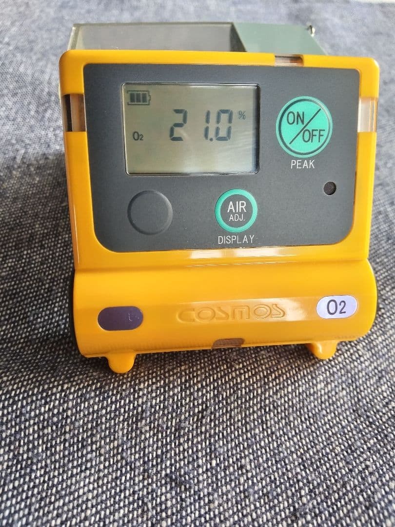 値下げしました。 COSMOS XO-2200 酸素濃度計　ペット酸素室用