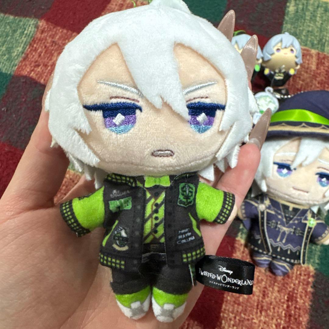 ツイステ シルバー グッズ☆1/30まで‼️