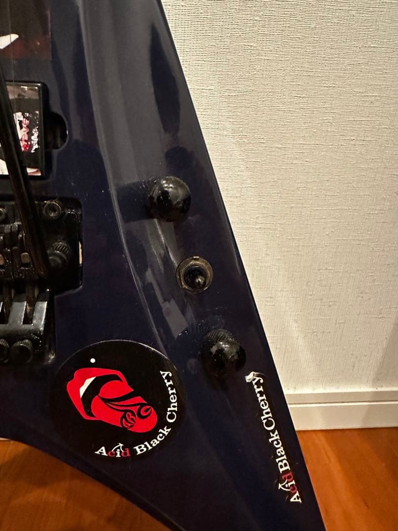 GrassRoots V型エレキギター 動作未確認　フライングV ギター