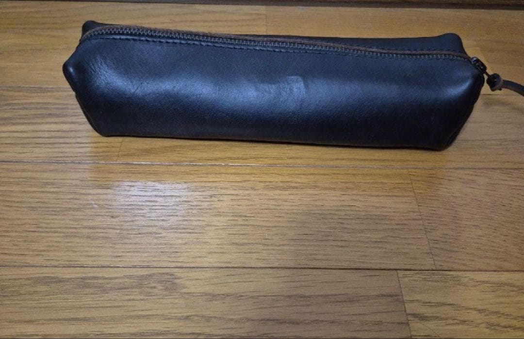 フェルナンドレザー　革製 レザー ケース