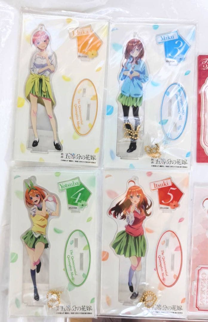 五等分の花嫁　アクリルスタンド　まとめ売り[バラ売り、値下げ不可]