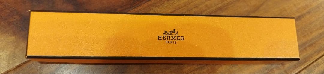 HERMES オレンジ ストラップ 箱付き