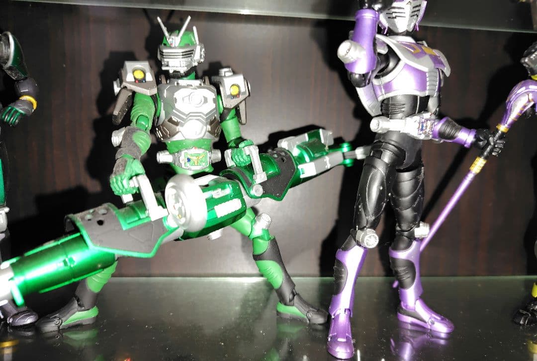 S.H.Figuarts フィギュアーツ 仮面ライダー王蛇&ゾルダ