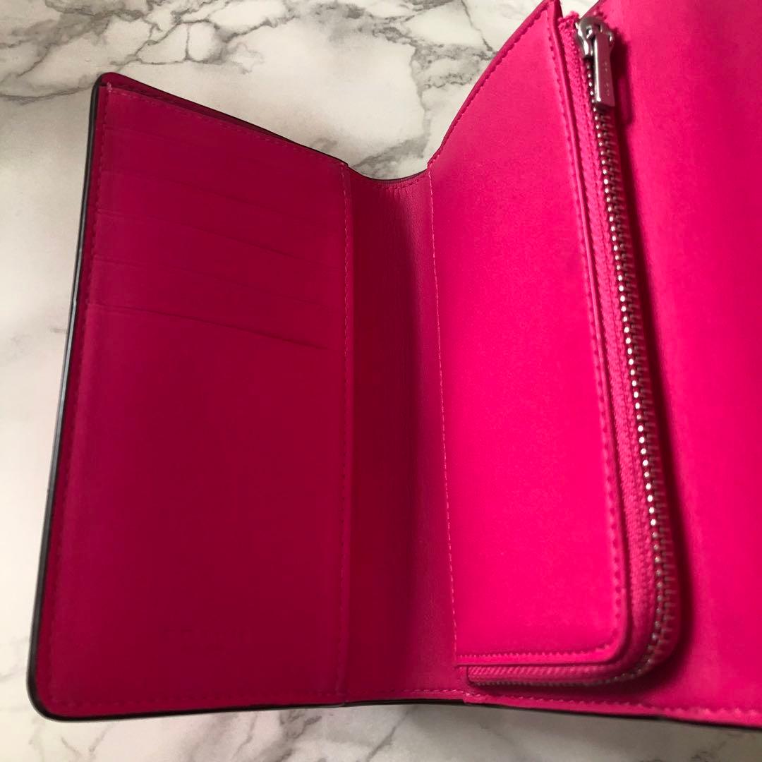 完売品！新品未使用 コーチ COACH 折り財布 ピンク