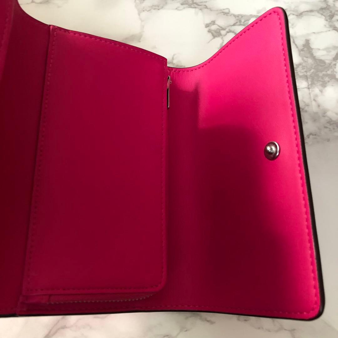 完売品！新品未使用 コーチ COACH 折り財布 ピンク