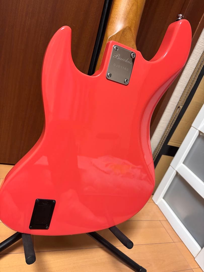 にしだにし　バッカス　WOODLINE 5弦ベース