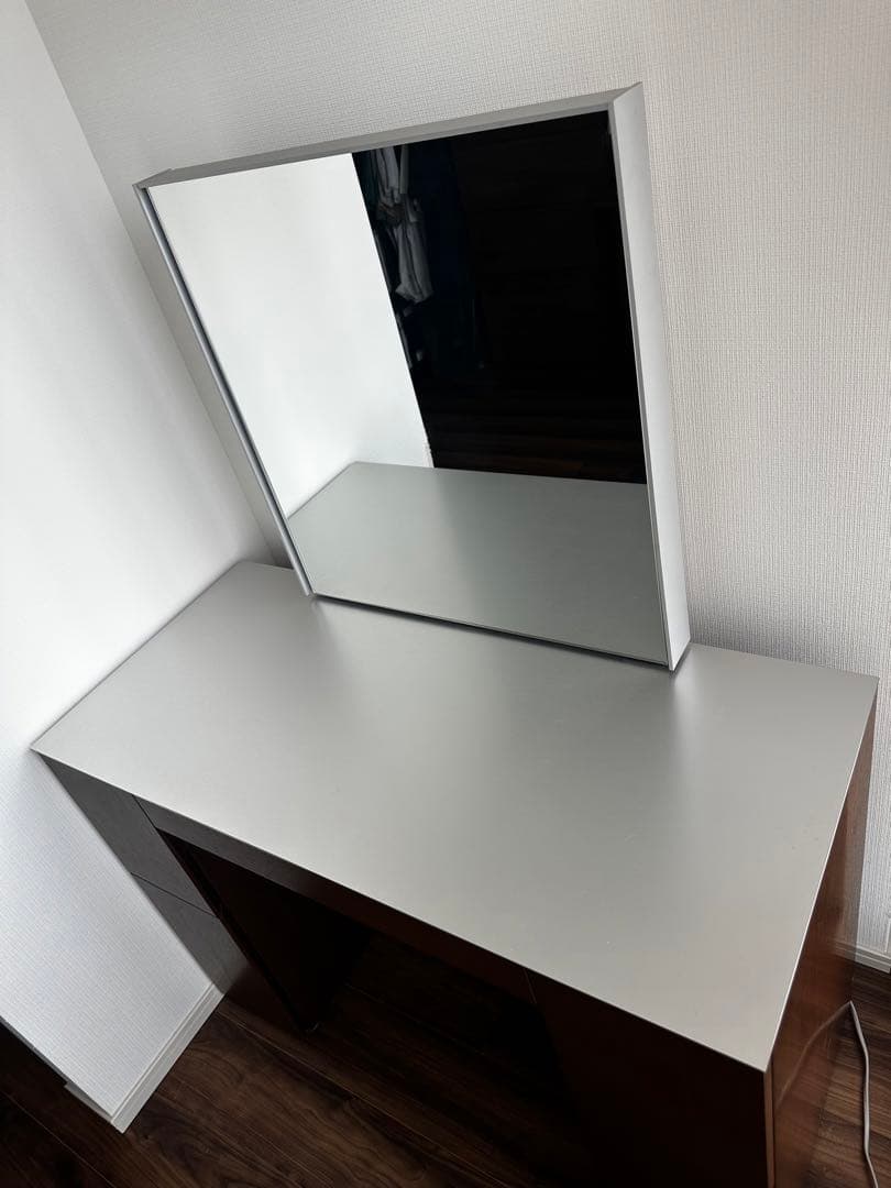 カッシーナ　ドレッサー