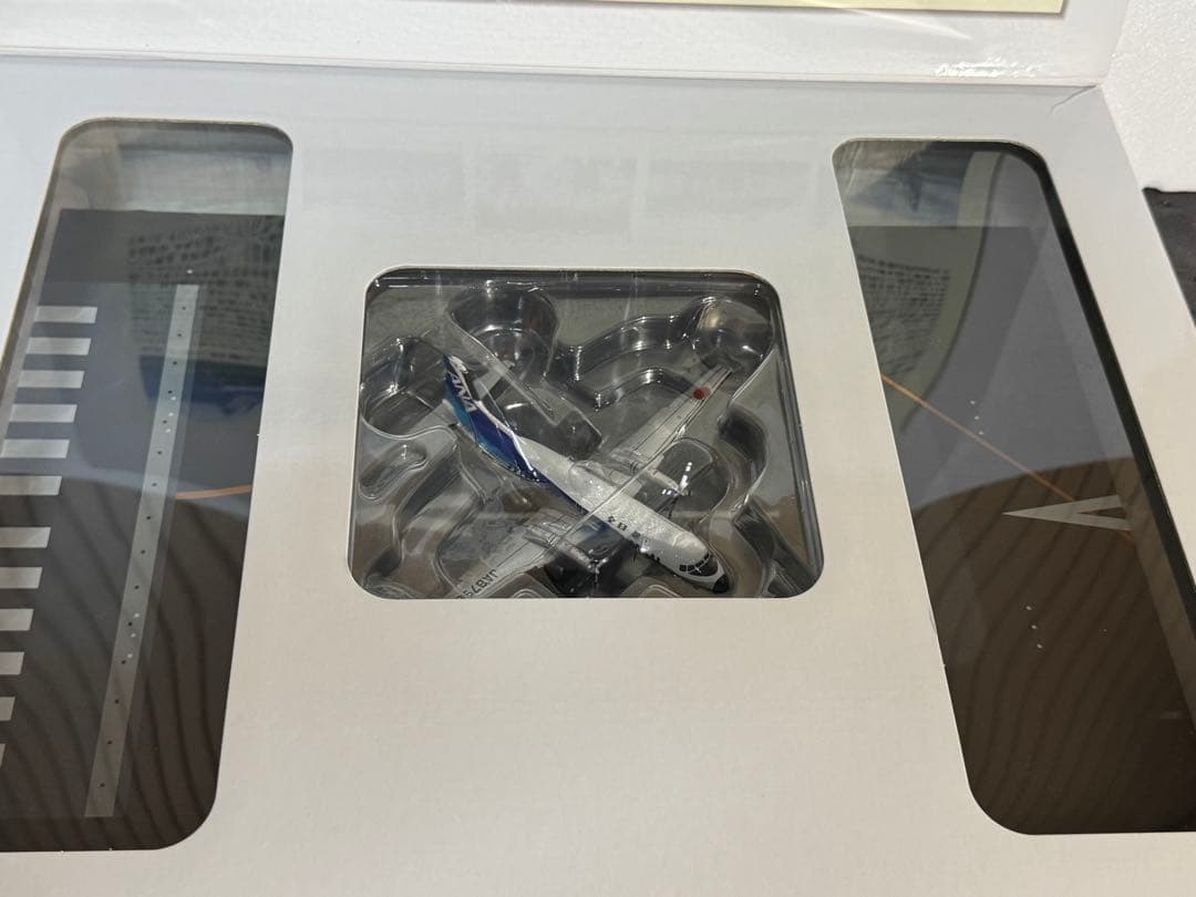 ANA 全日空 全日空商事 1/200 YS-11 ラストフライト機　未使用品