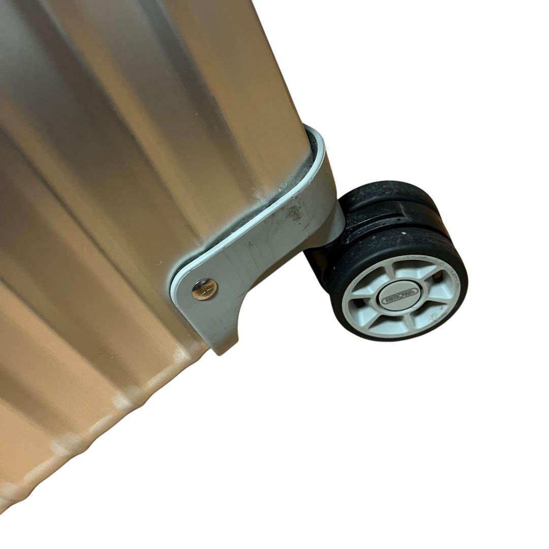 リモワ　クラシックフライト　キャリーケース　85L 4輪