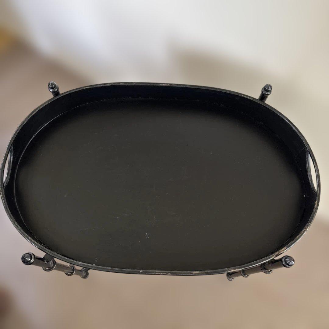 クラシックなアイアン製トレイテーブル　オーバル オシャレ！
