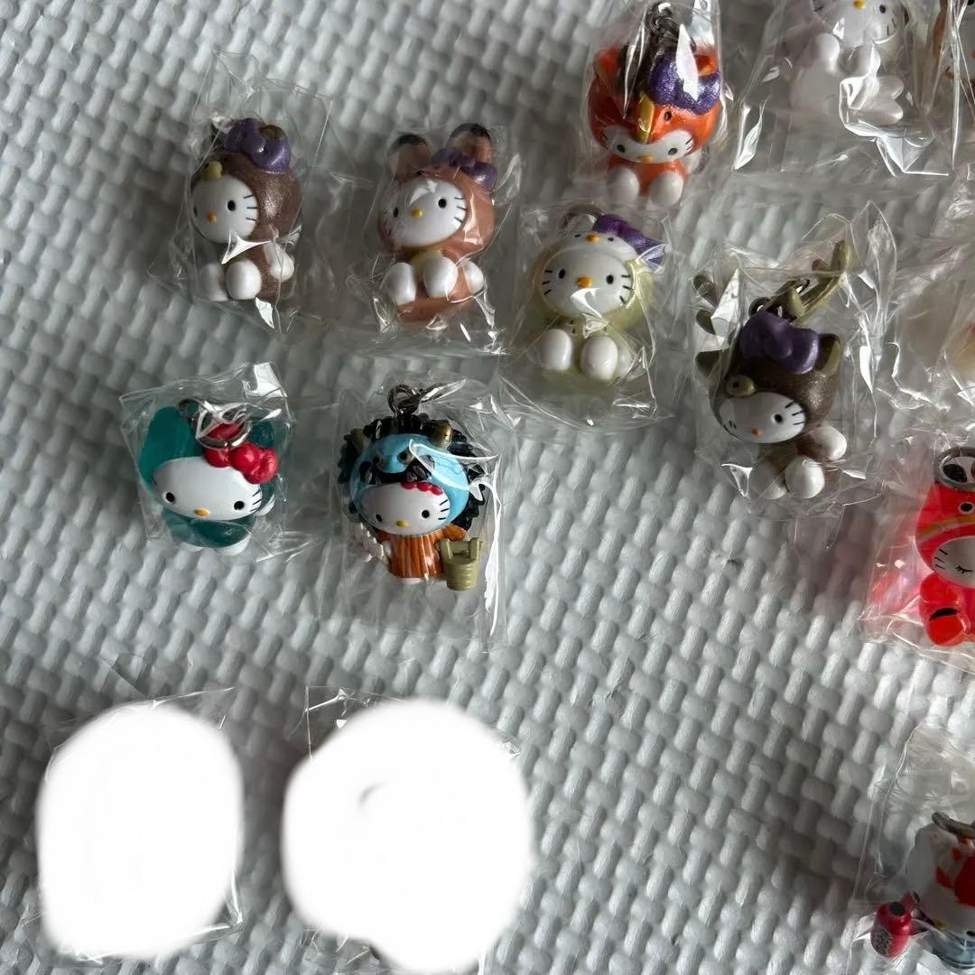 地域限定！ハローキティコレクターズマスコットスペシャルバージョンレア希少！17個