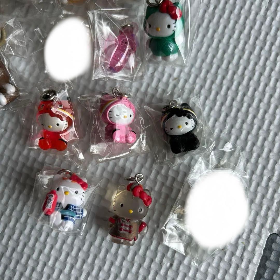 地域限定！ハローキティコレクターズマスコットスペシャルバージョンレア希少！17個