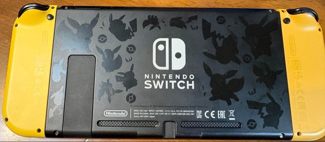 Nintendo Switch 本体 ポケットモンスター レッツゴーイーブイ版