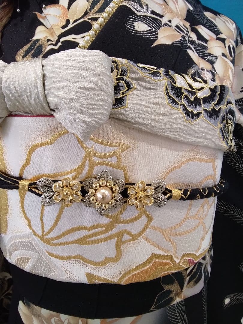 振袖フルセット、鈴乃屋振袖成人式、重ね衿帯揚げ帯締め、西陣袋帯、襦袢、ガード加工