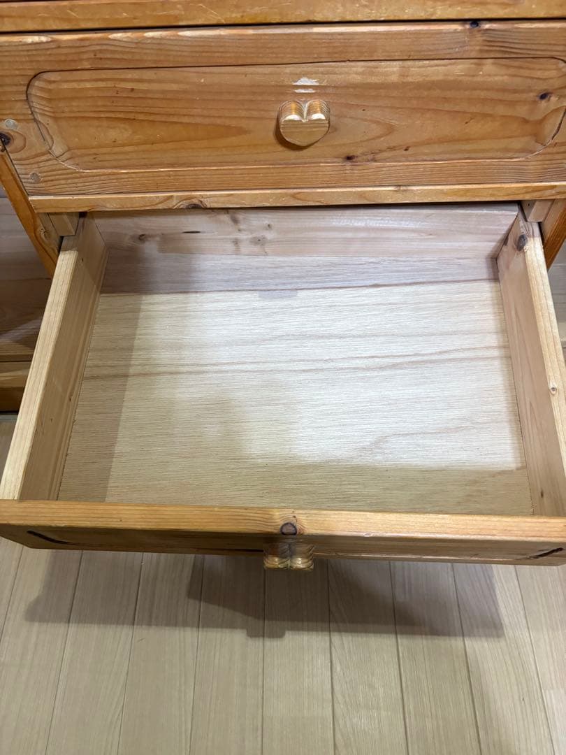 カントリー家具　チェスト　ハート