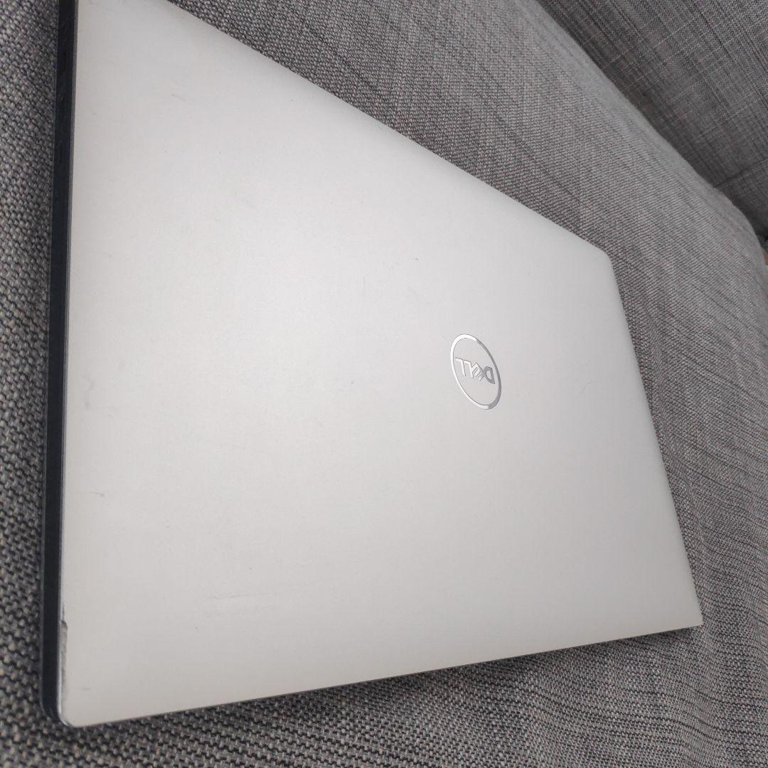 Windowsノート本体 Precision 5540 Corei7-9750H 32GB Quadro