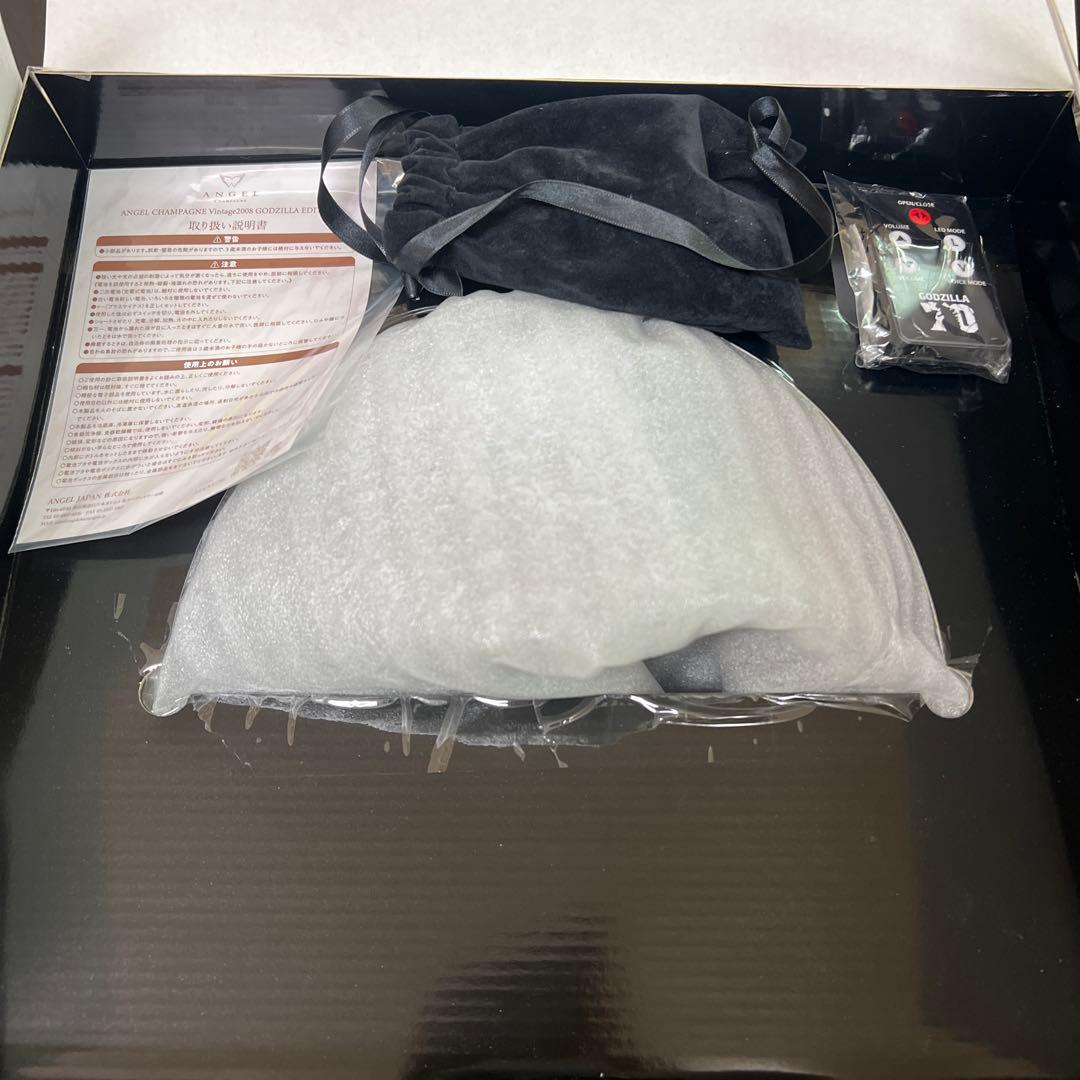 エンジェル シャンパンGODZILLA 70周年記念ボトル