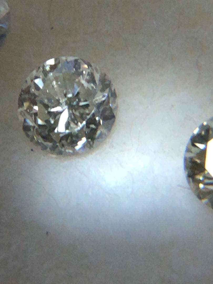 御依頼分、こちら3石セットのお値段です。