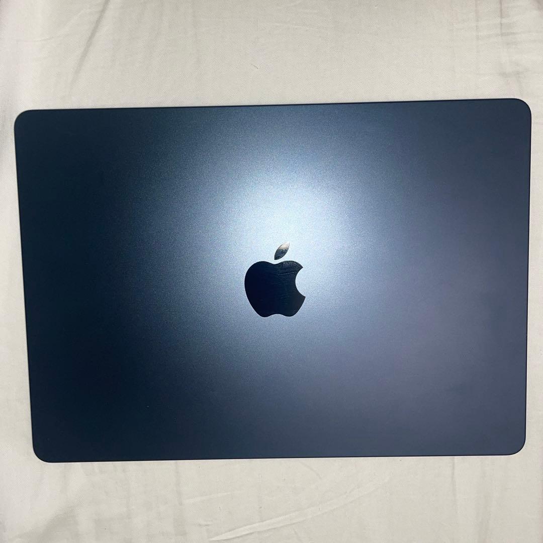 【大幅値下げ中！】MacBook AIR M2 16GB ケース・充電器付き！