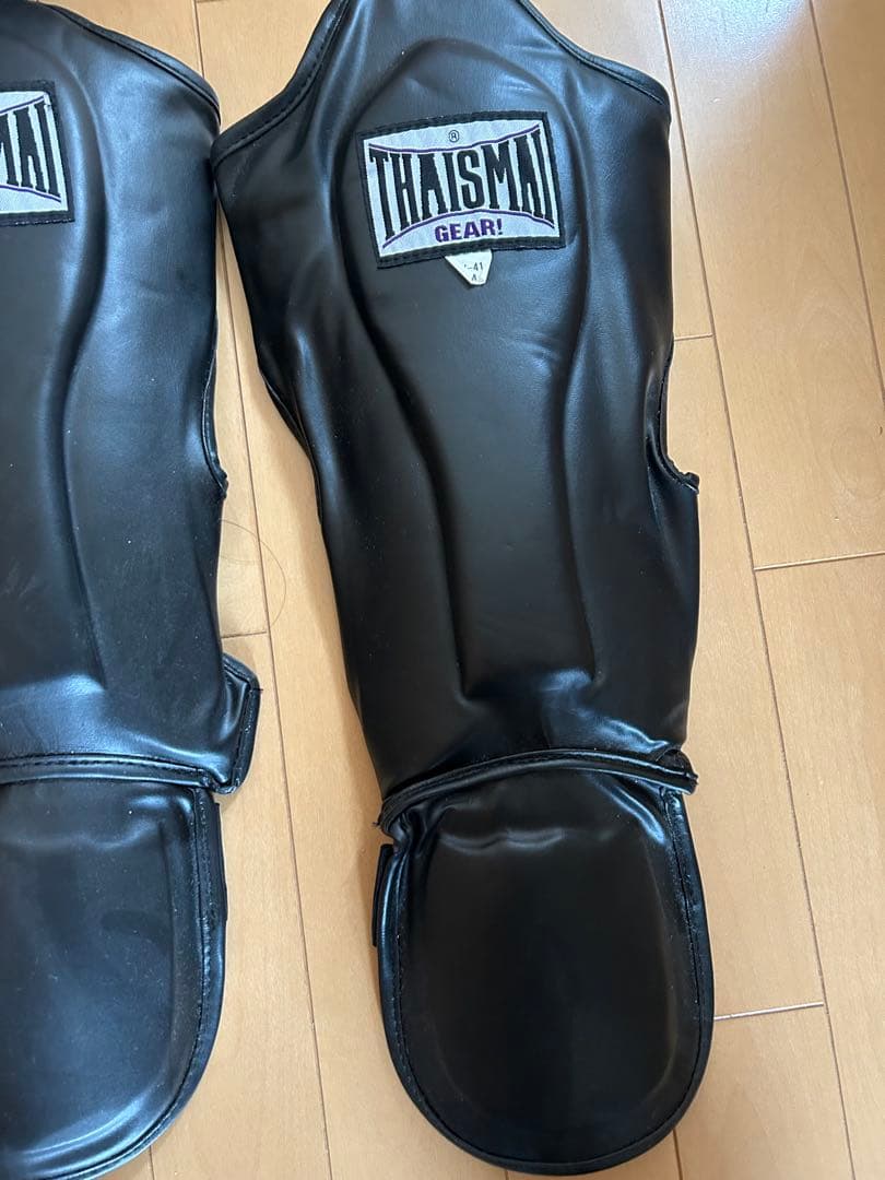 イサミ　キックボクシングセット　レガース　グローブ　プロテクター　ミット
