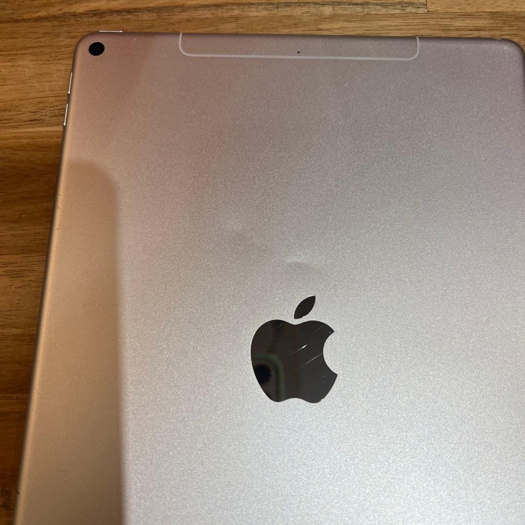 M862 SIMフリーiPad Air 3rd Gen 64GB