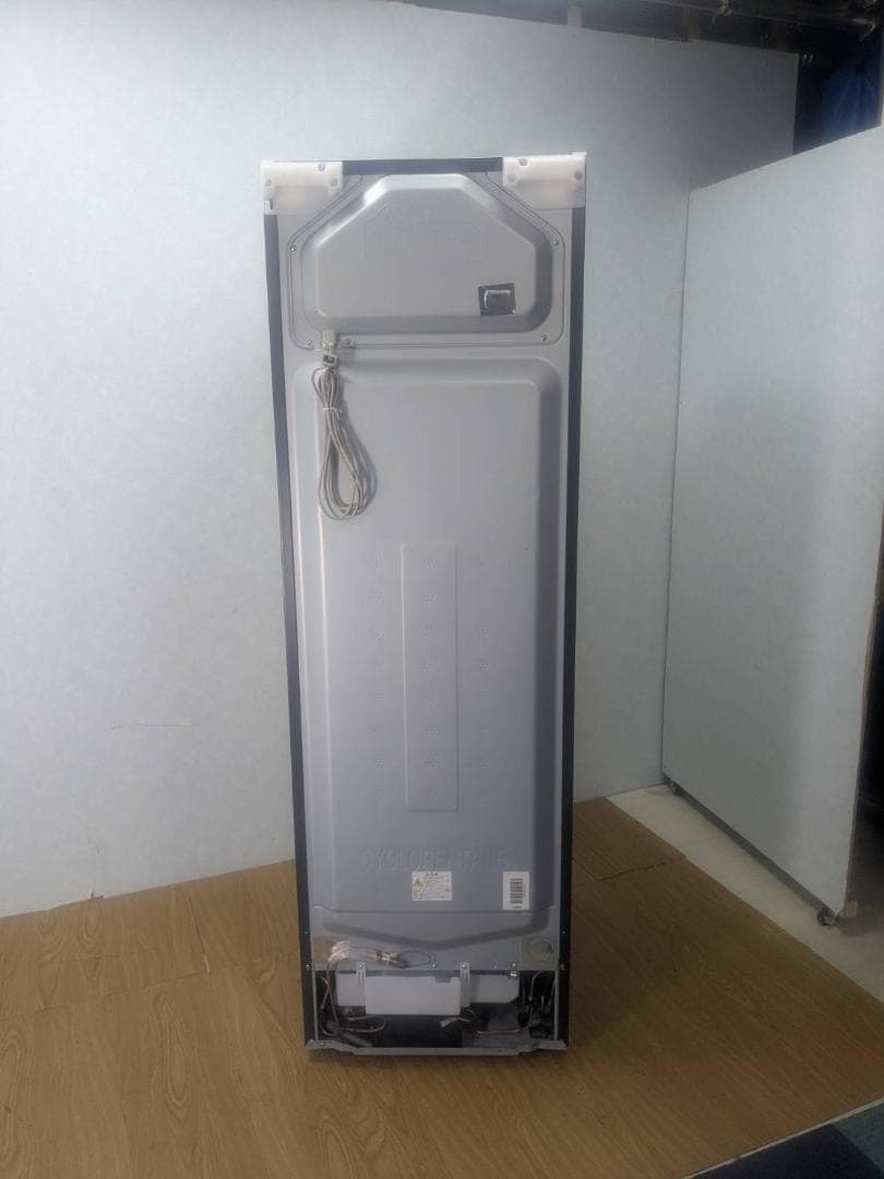 K☆031 日立 冷凍冷蔵庫 R-V32RV