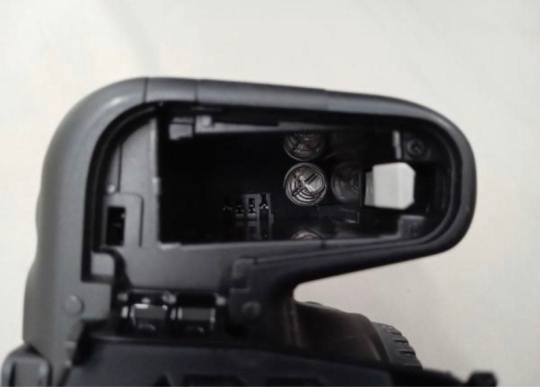 保証付き/デジタル一眼レフカメラ Canon EOS X10i カメラ