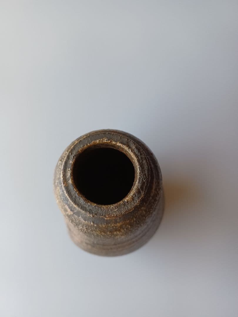 一輪挿し　小さな　花入　桐箱入　土味　野の花