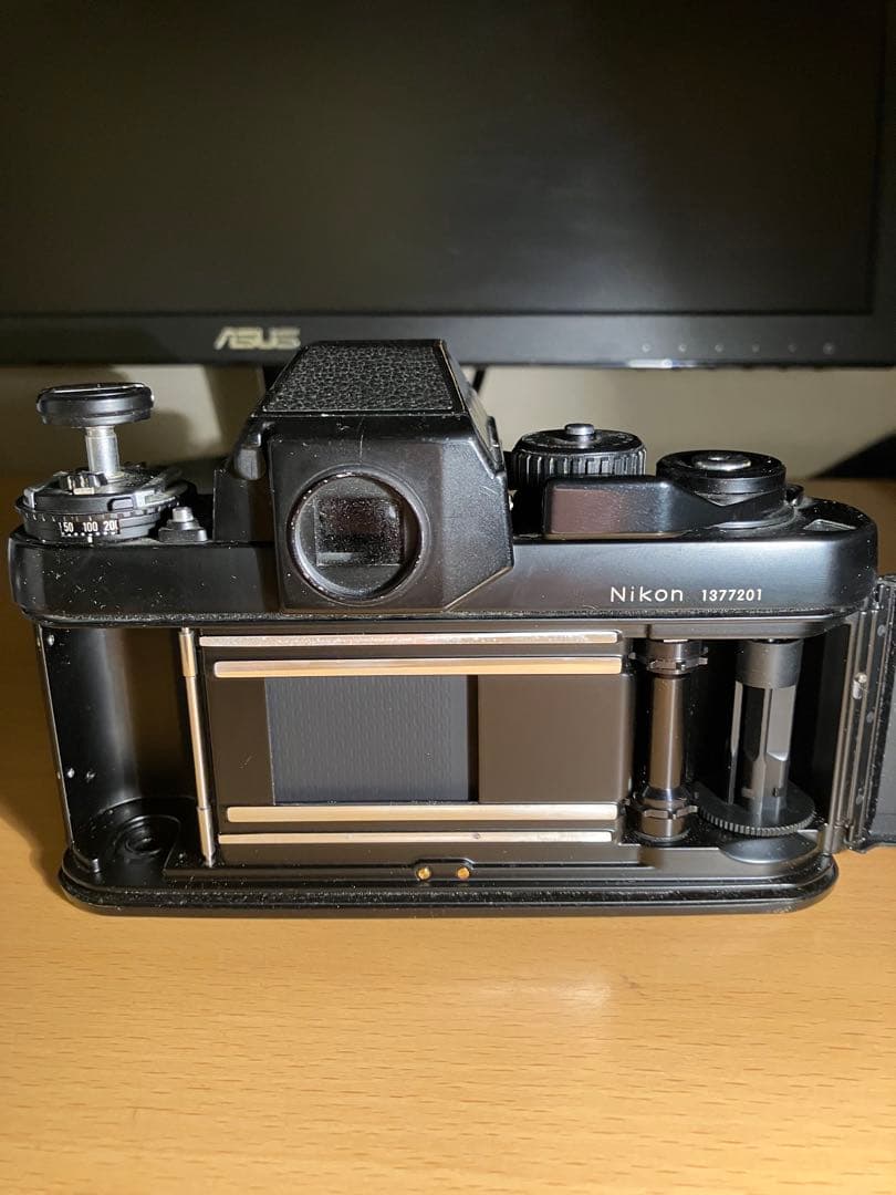 田*中様 nikon f3 ＋ nikkor 50mm f1.4